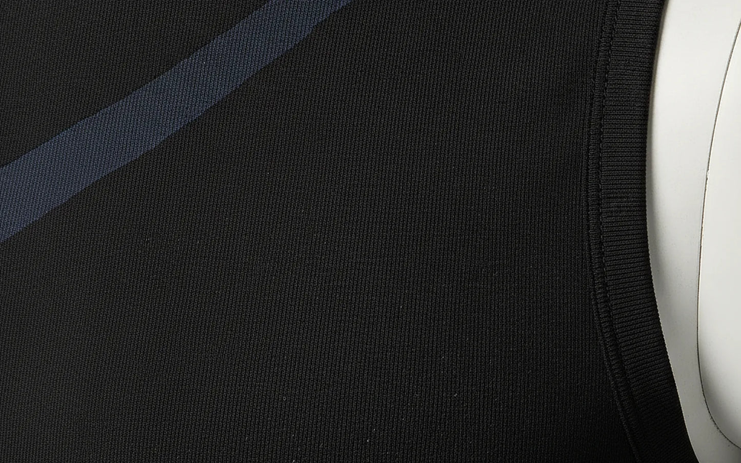 Camisilla 04_specs_macro